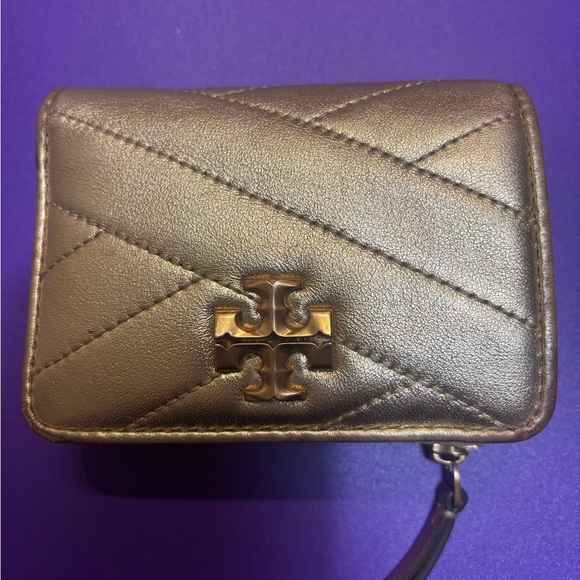 Tory Burch Handbags - Tory Burch Gold Quilted wallet used